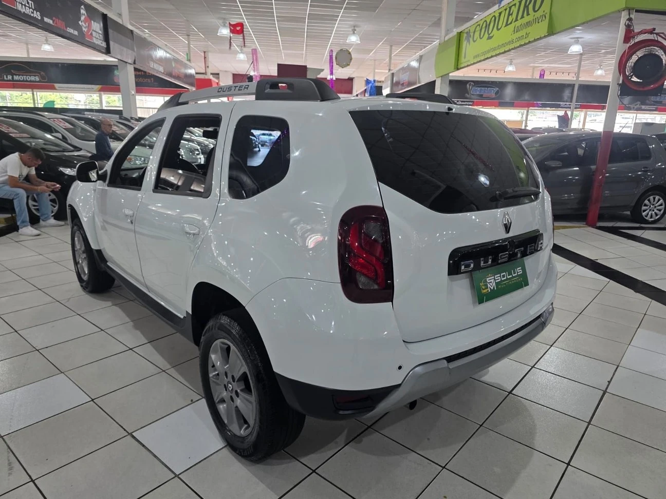 RENAULT DUSTER