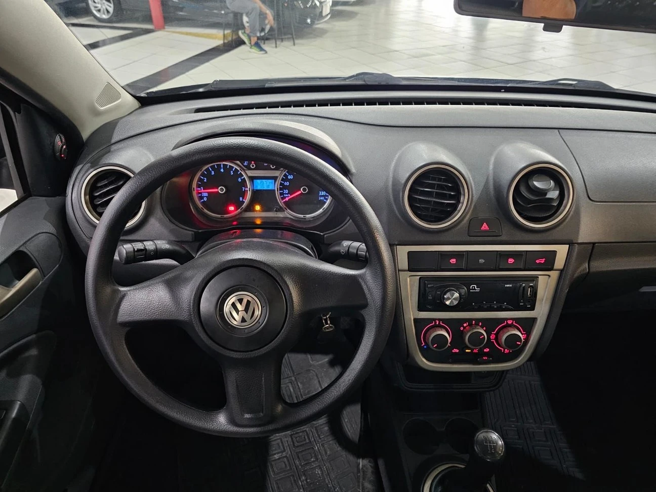 VOLKSWAGEN VOYAGE