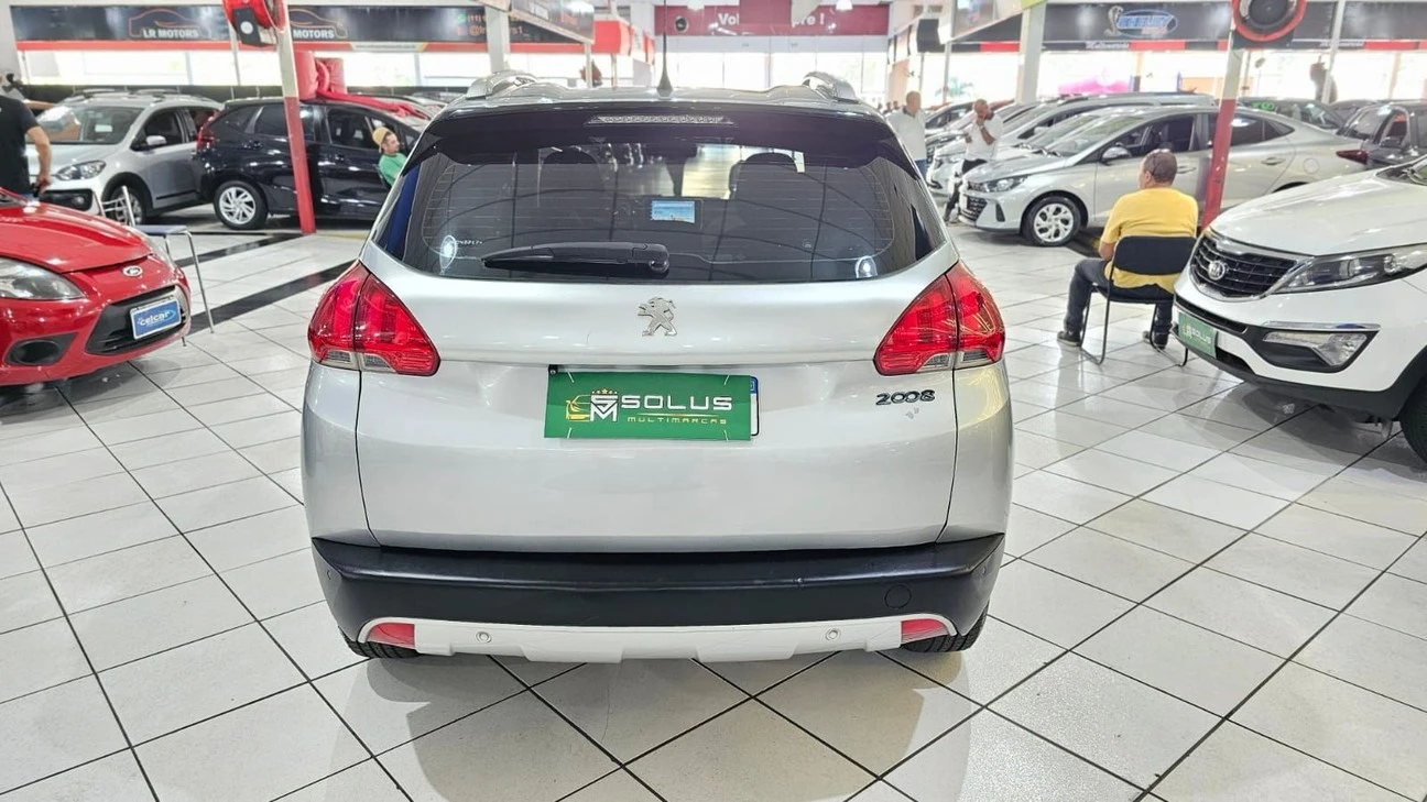 PEUGEOT 2008
