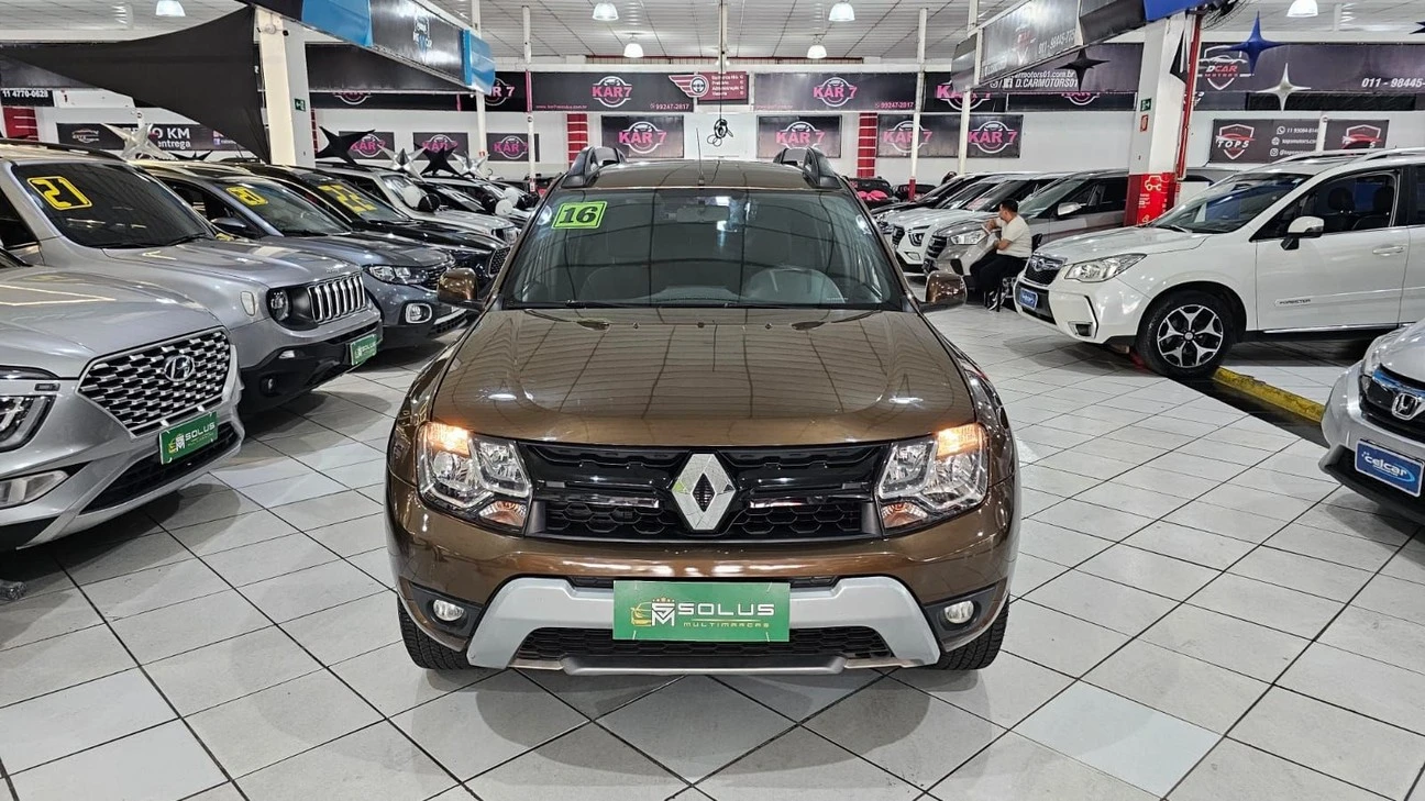 RENAULT DUSTER