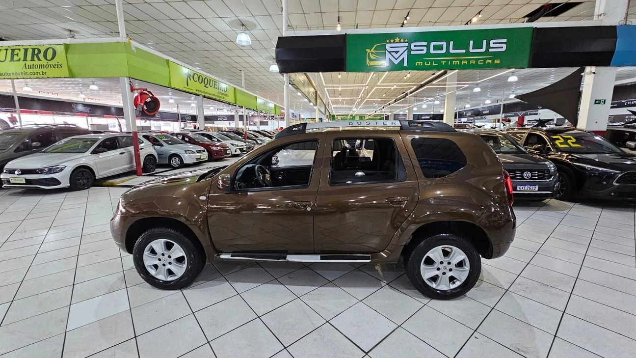 RENAULT DUSTER