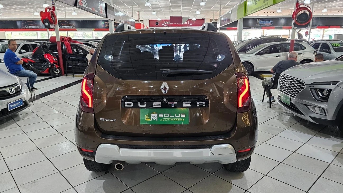 RENAULT DUSTER