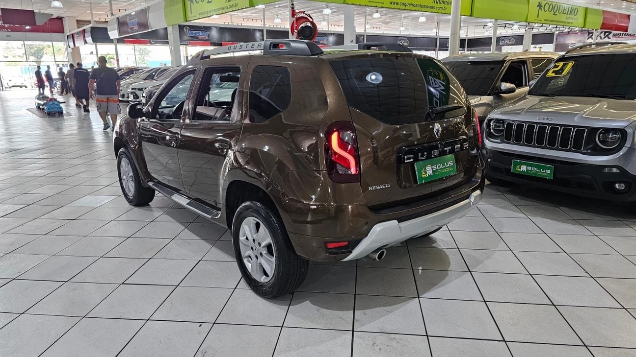RENAULT DUSTER