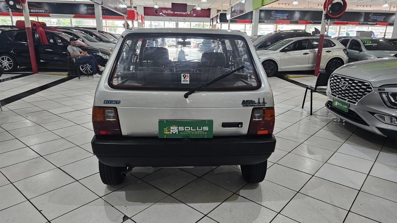 FIAT UNO