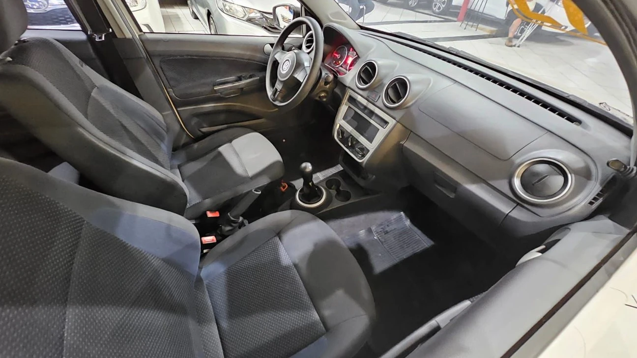 VOLKSWAGEN GOL