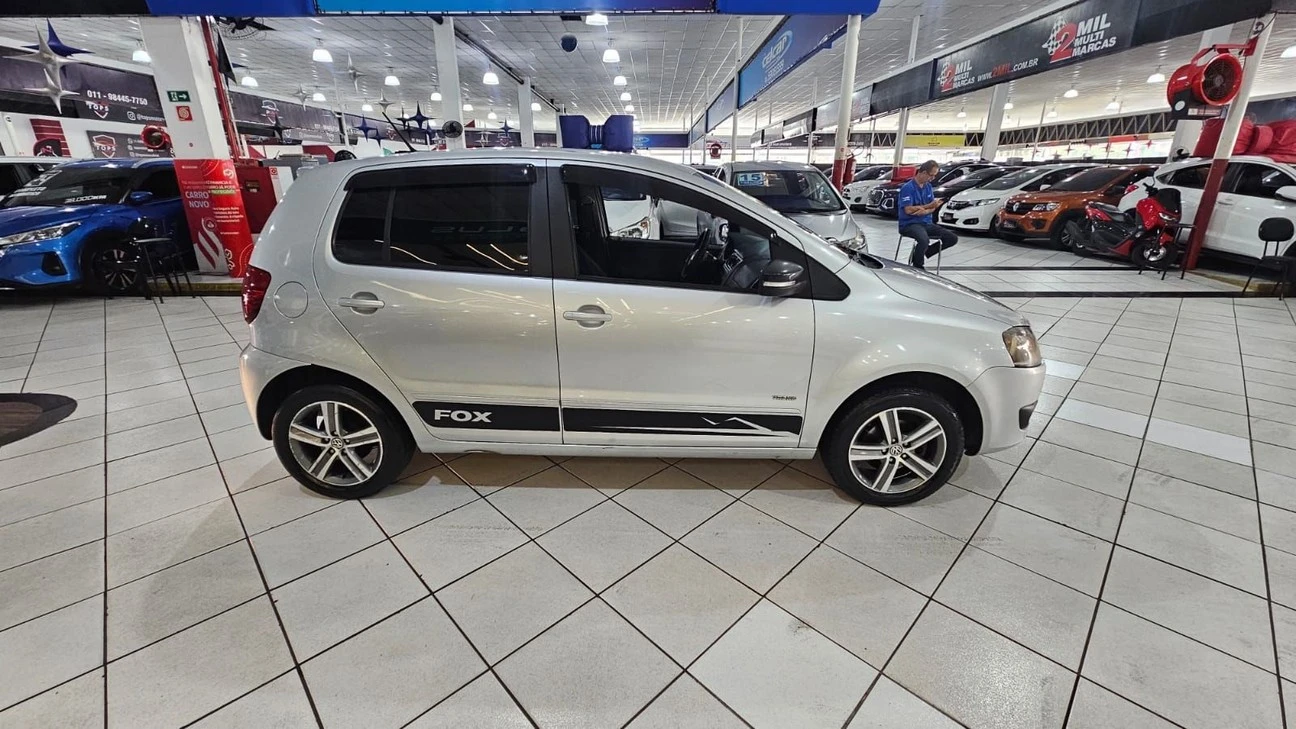 VOLKSWAGEN FOX