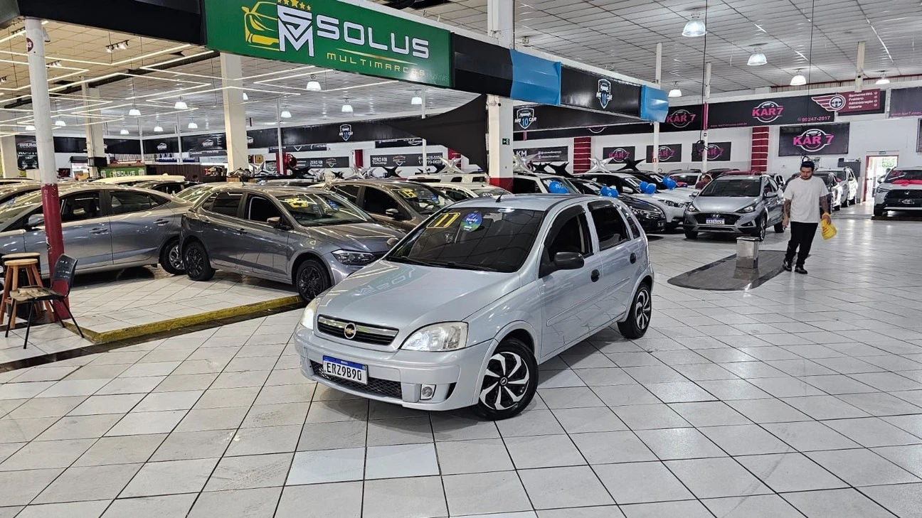 CHEVROLET CORSA