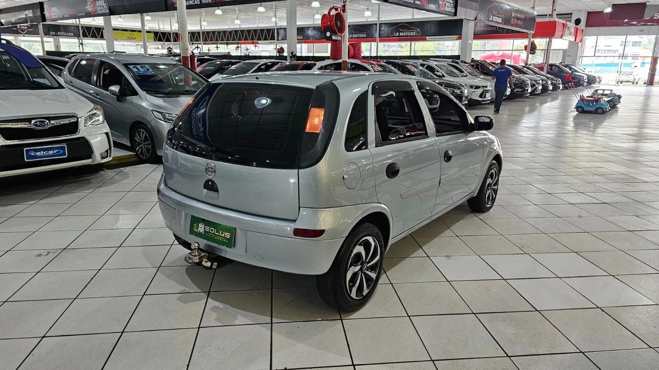 CHEVROLET CORSA
