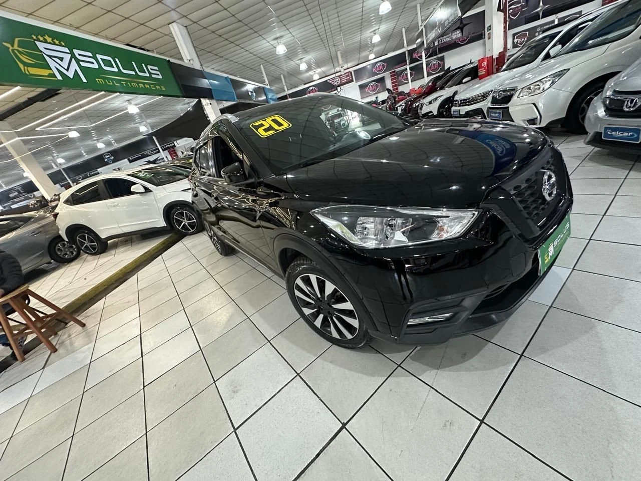 NISSAN KICKS