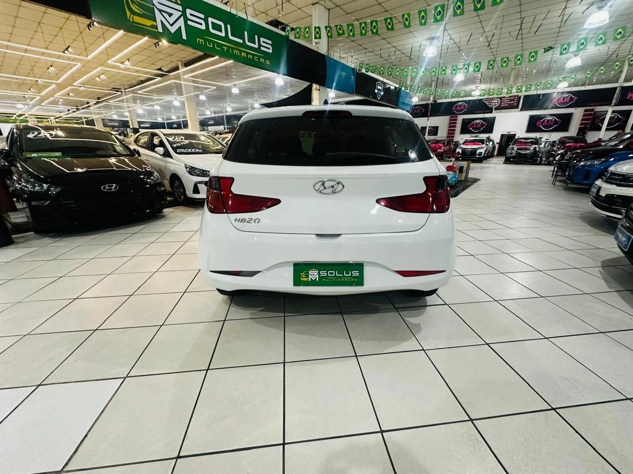 HYUNDAI HB20