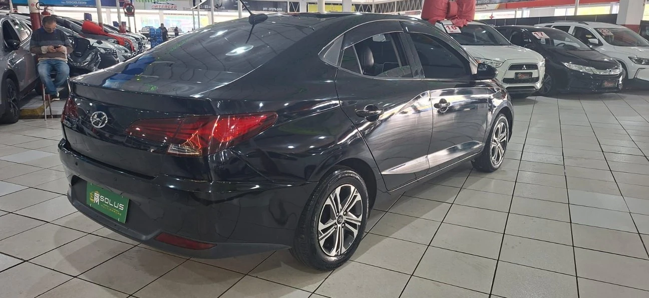 HYUNDAI HB20