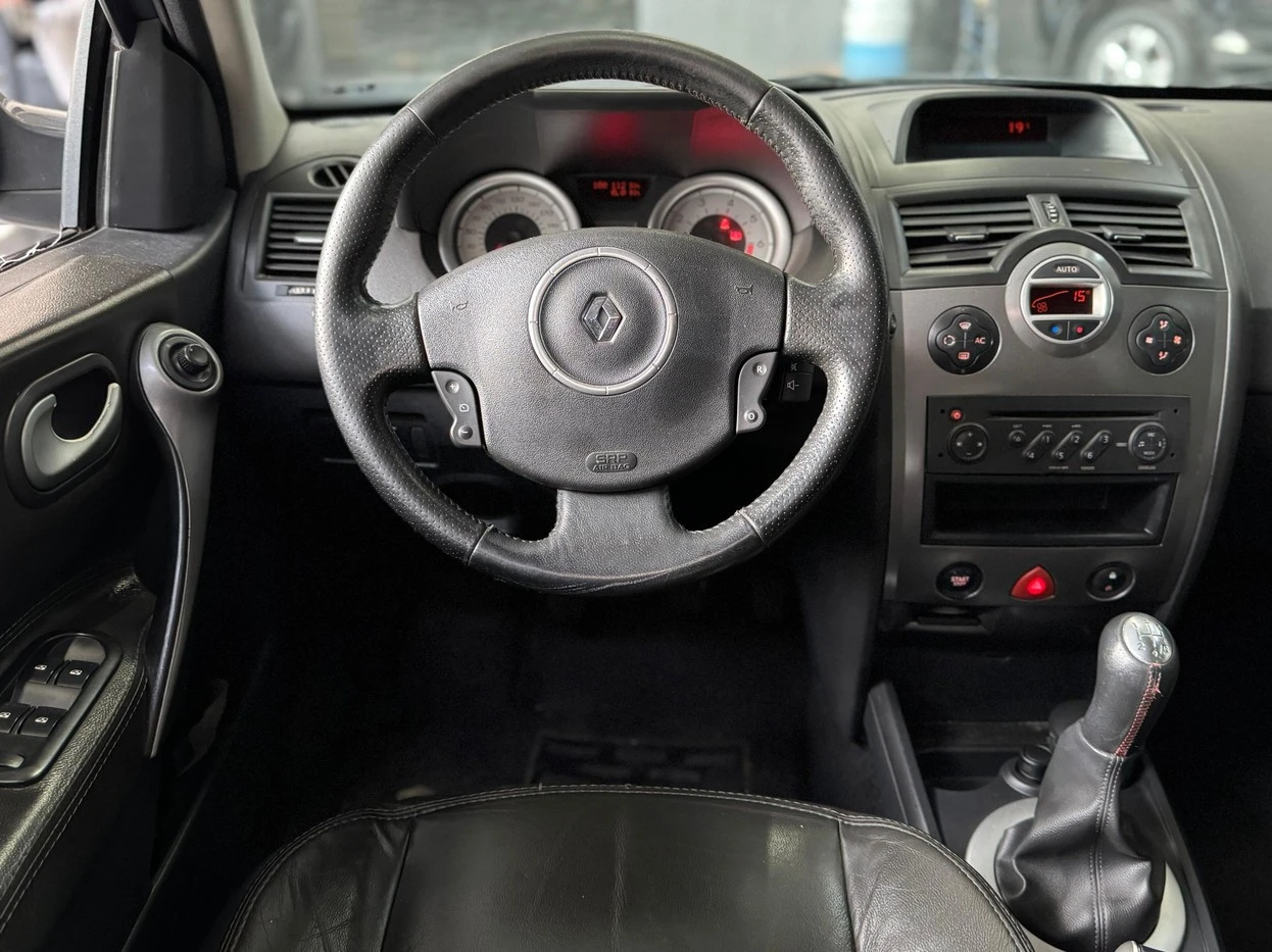 RENAULT MEGANE