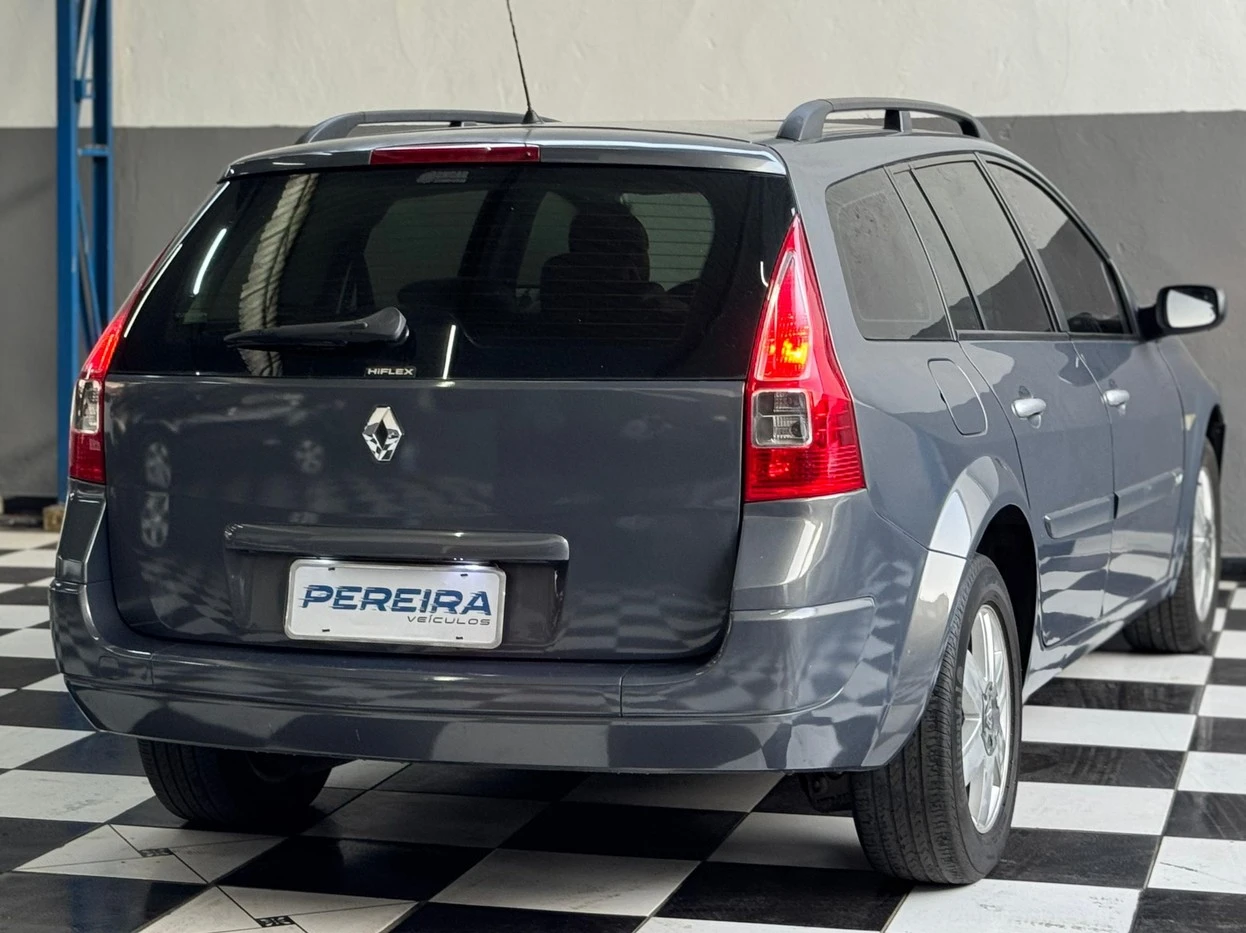 RENAULT MEGANE