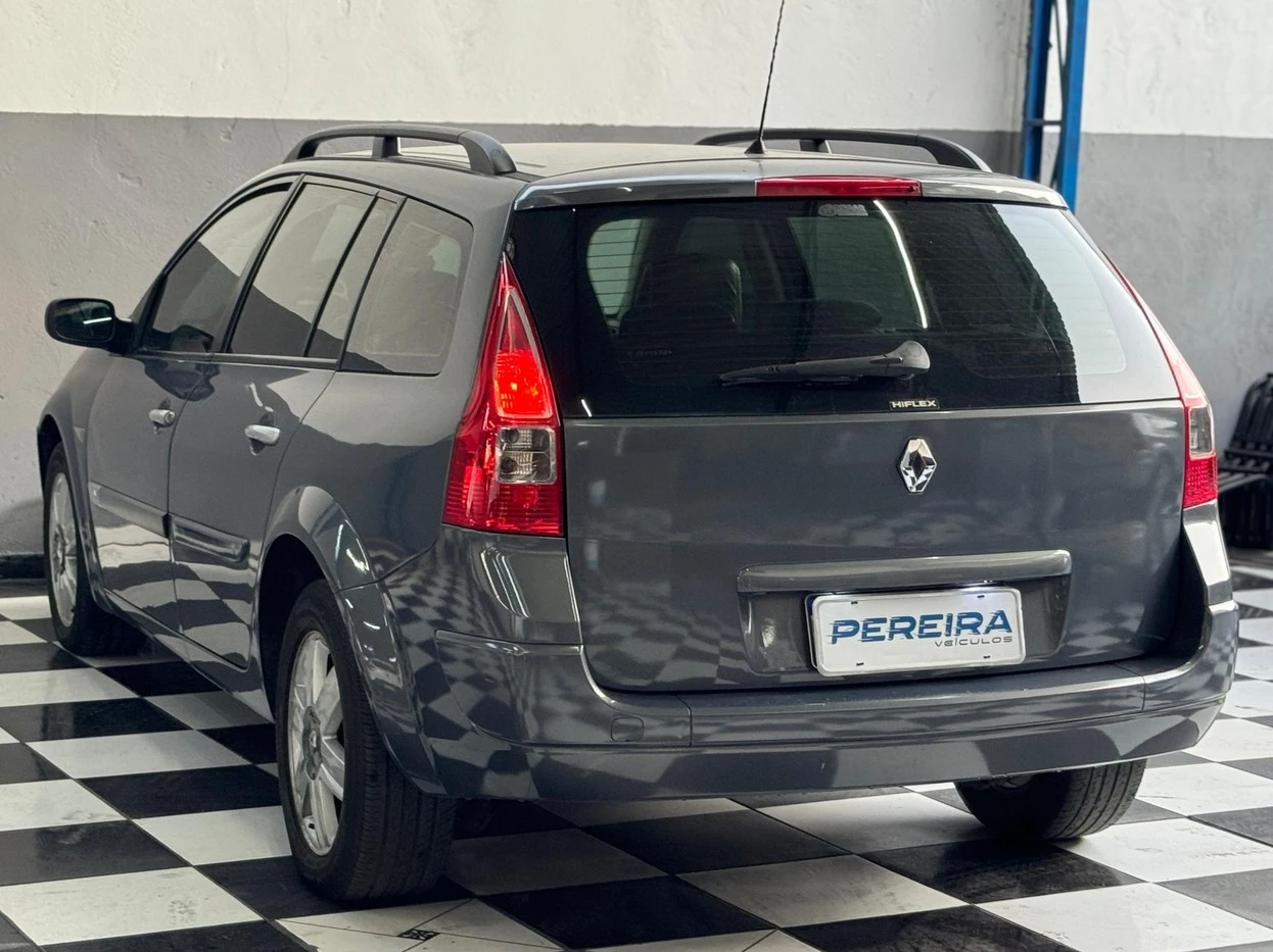 RENAULT MEGANE