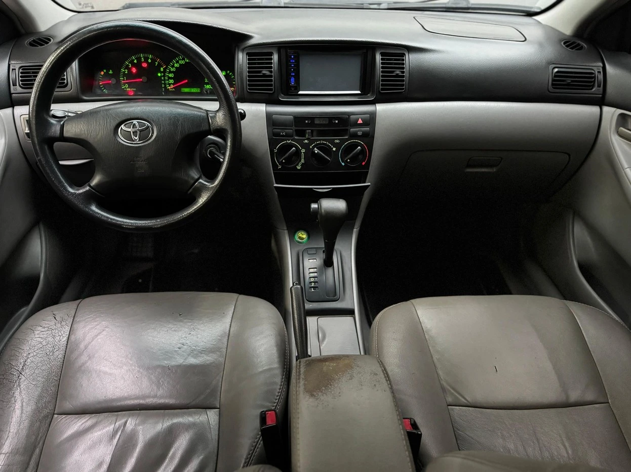 TOYOTA COROLLA