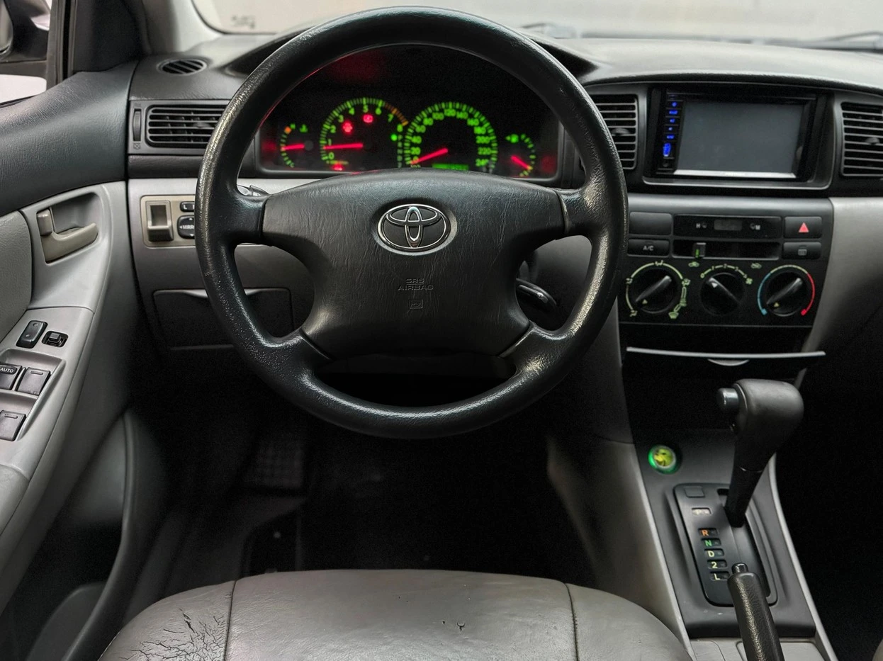 TOYOTA COROLLA