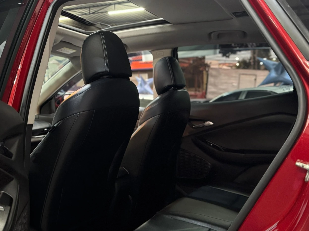 CHEVROLET TRACKER