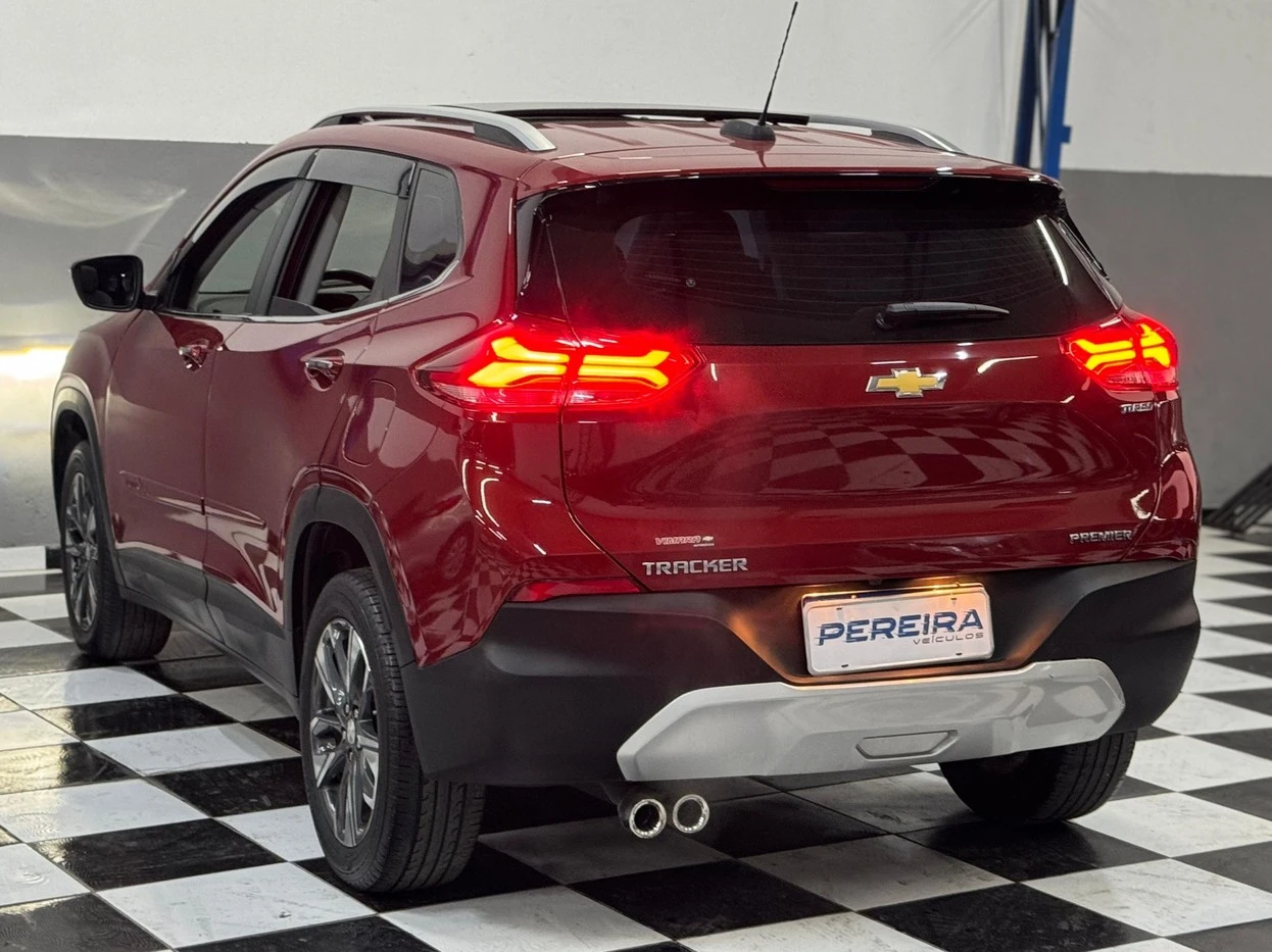 CHEVROLET TRACKER