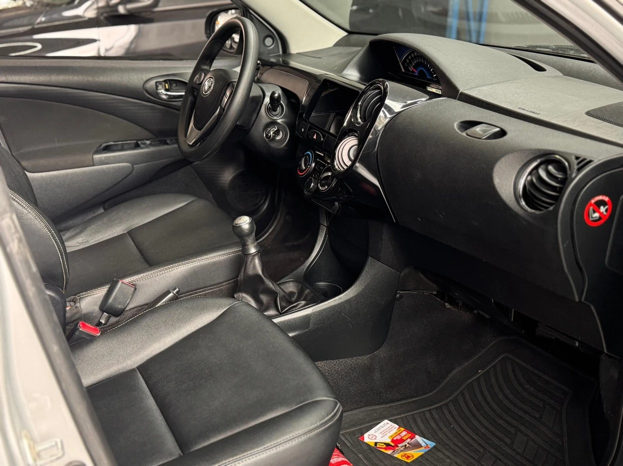 TOYOTA ETIOS