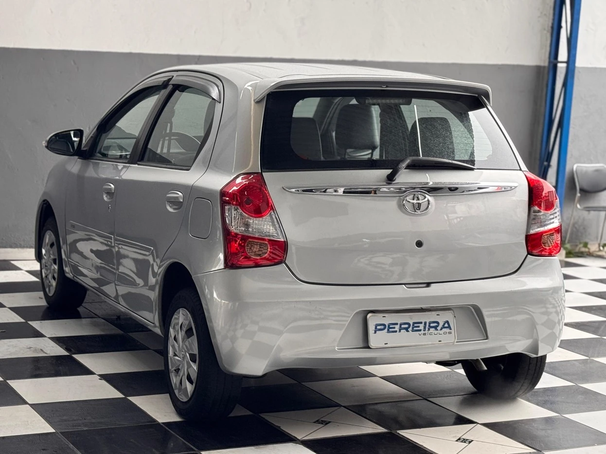 TOYOTA ETIOS