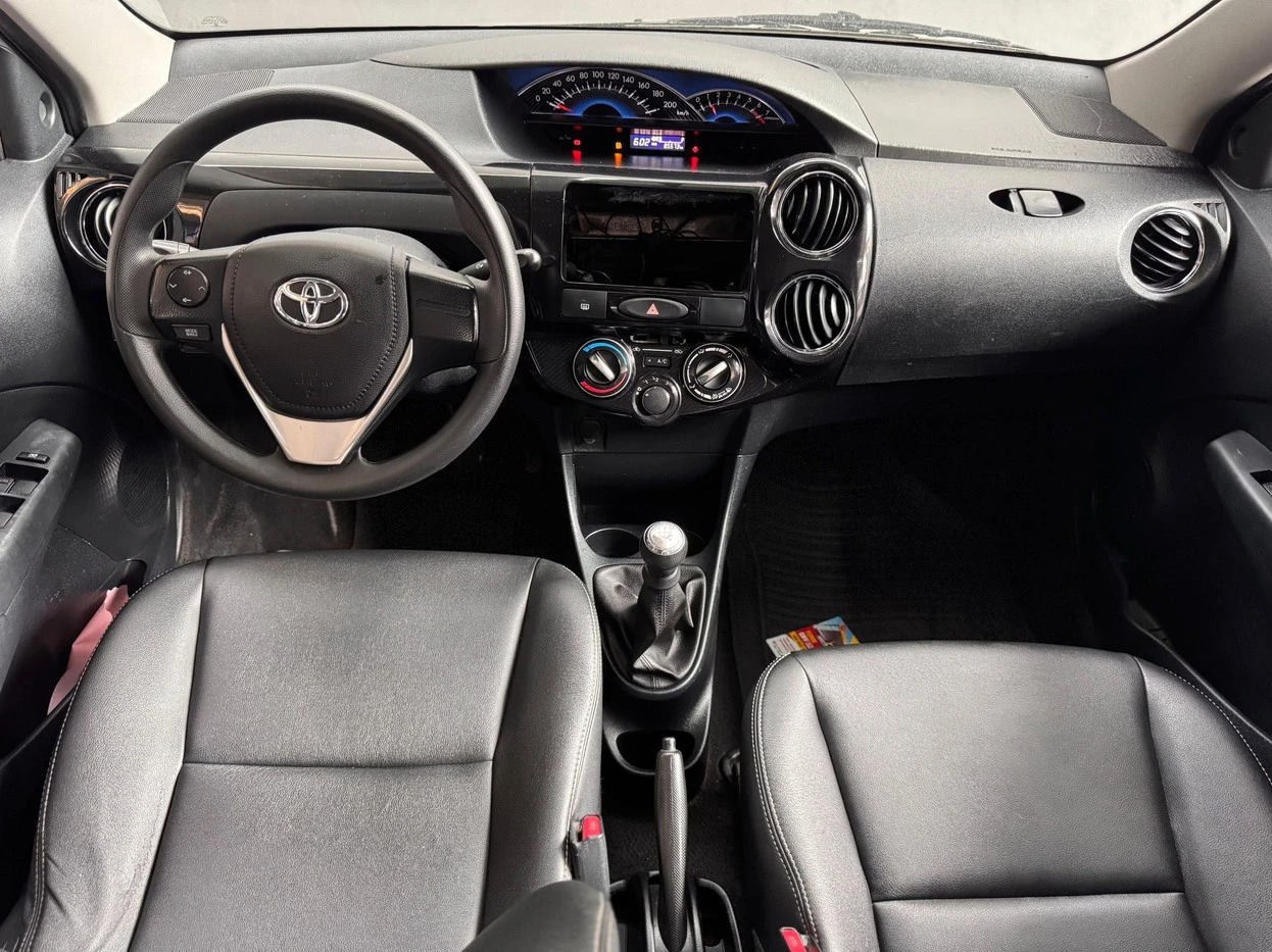 TOYOTA ETIOS