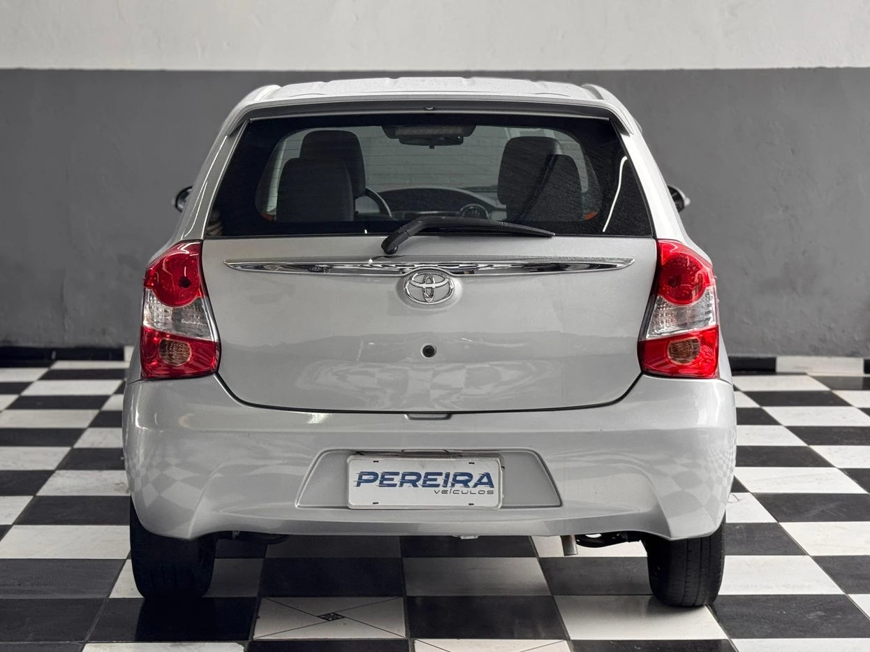 TOYOTA ETIOS