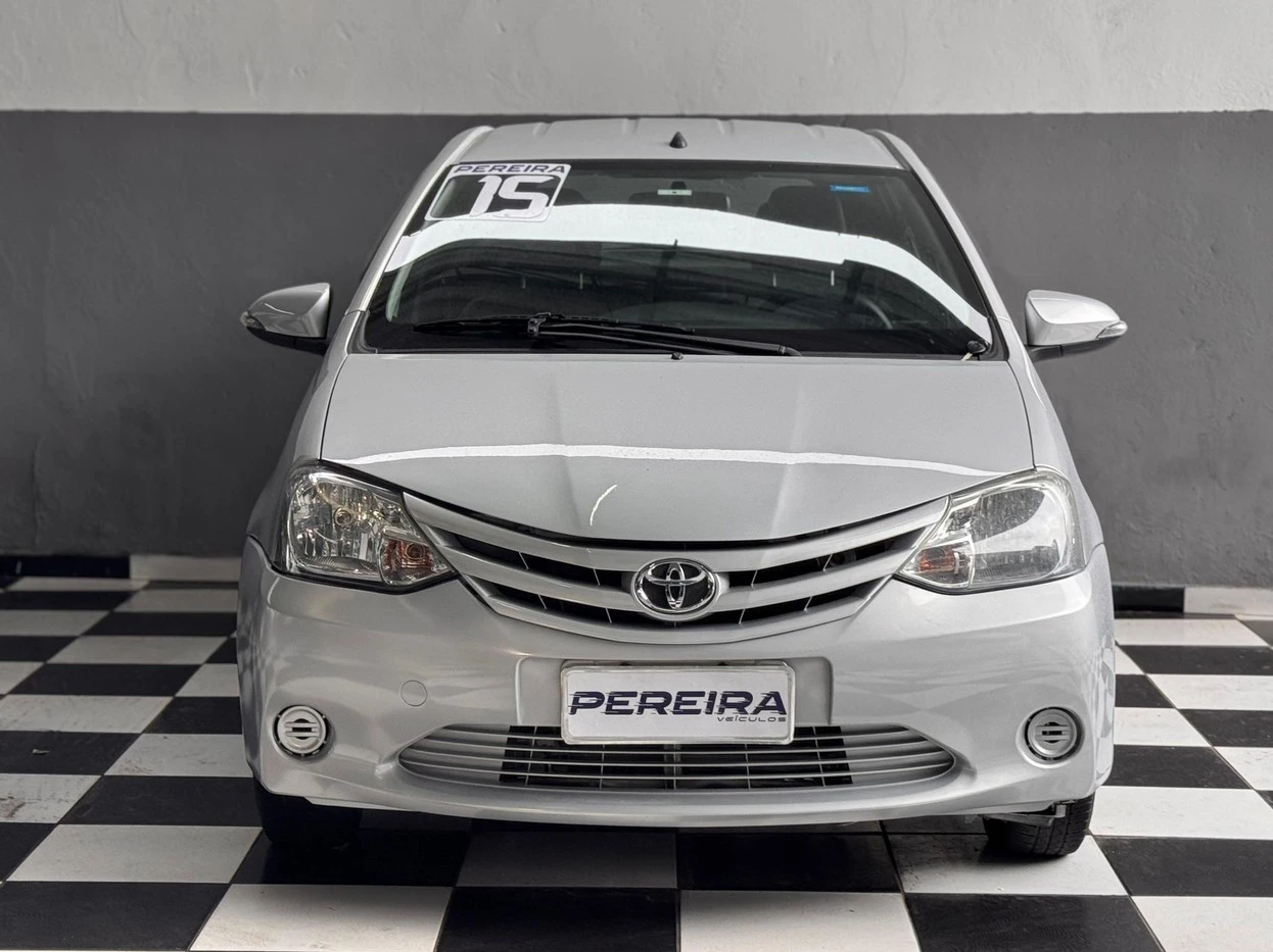 TOYOTA ETIOS