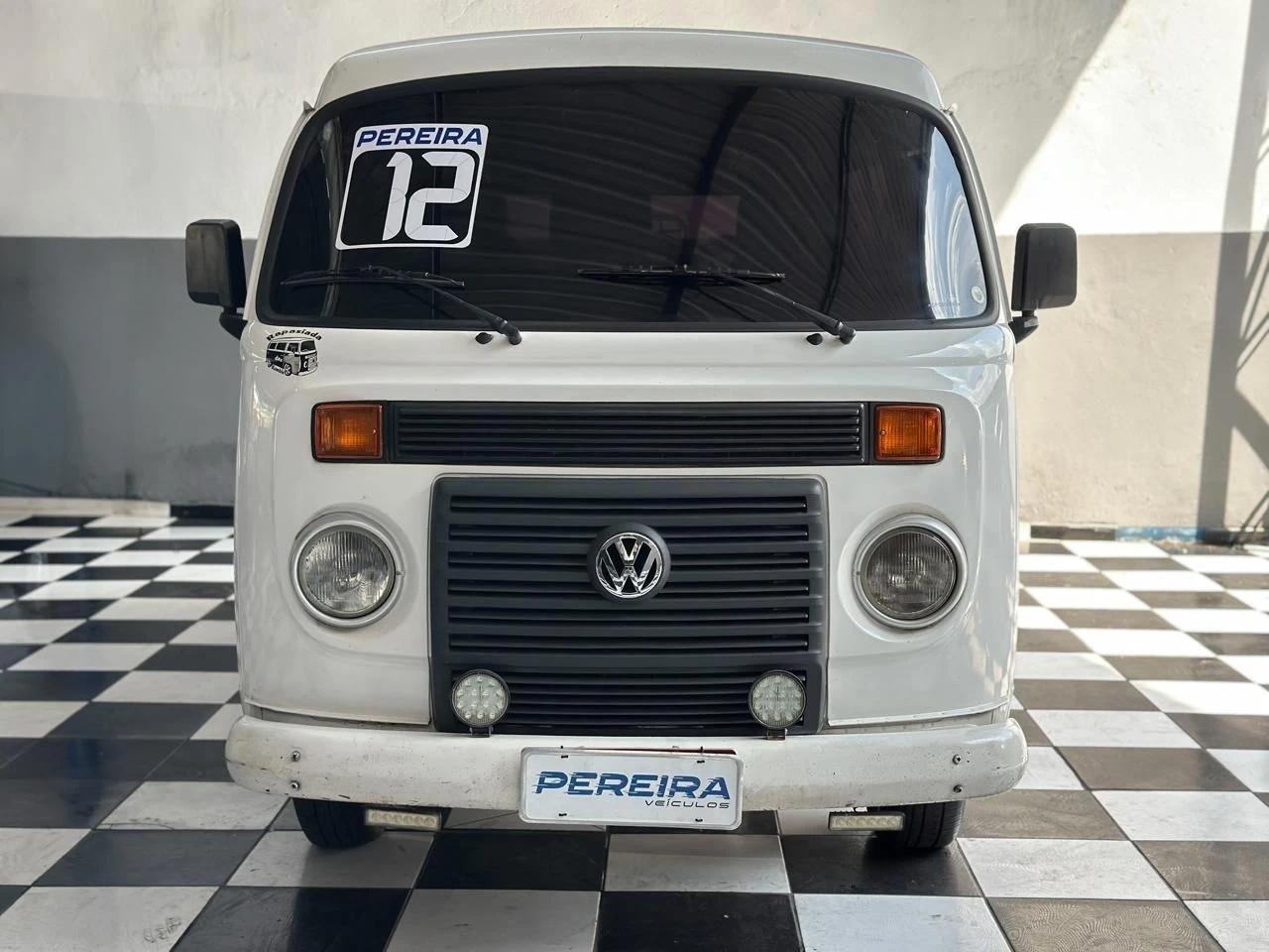 VOLKSWAGEN KOMBI