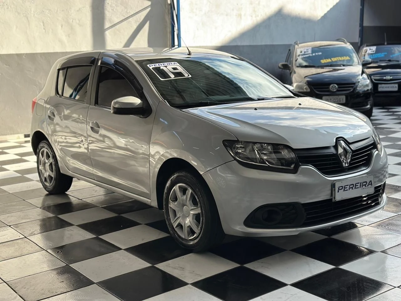 RENAULT SANDERO