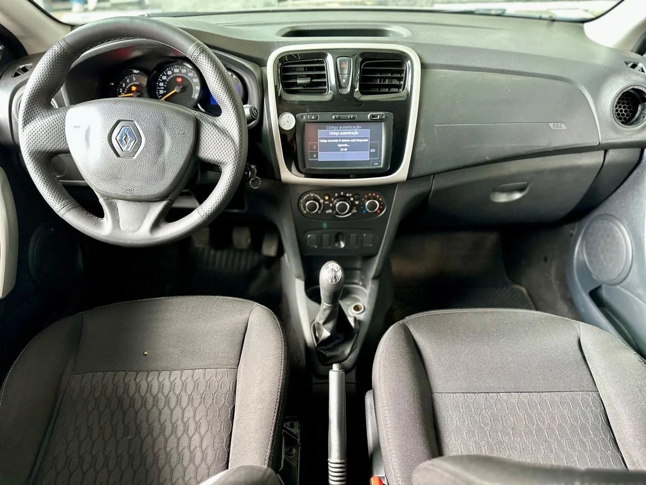 RENAULT SANDERO