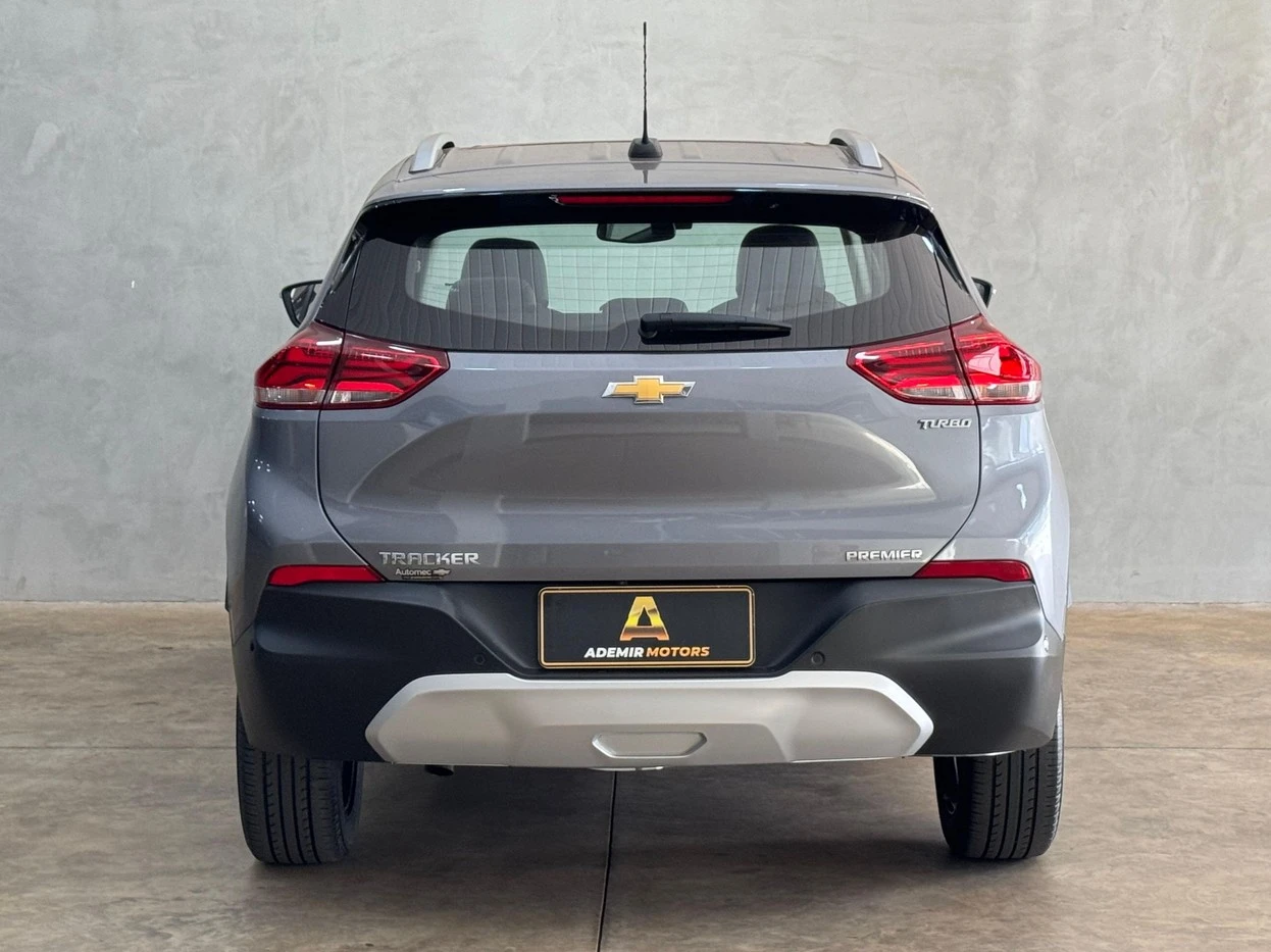 CHEVROLET TRACKER