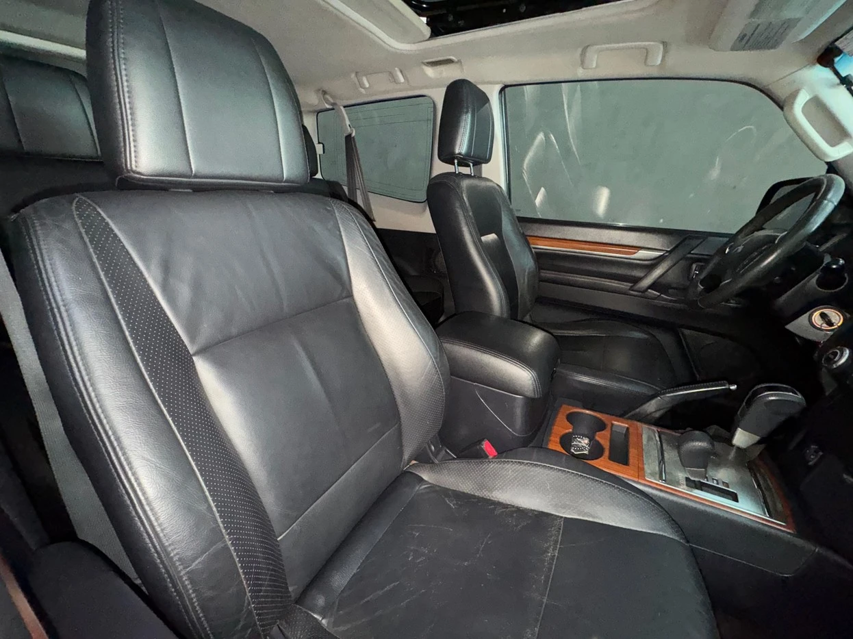 MITSUBISHI PAJERO FULL
