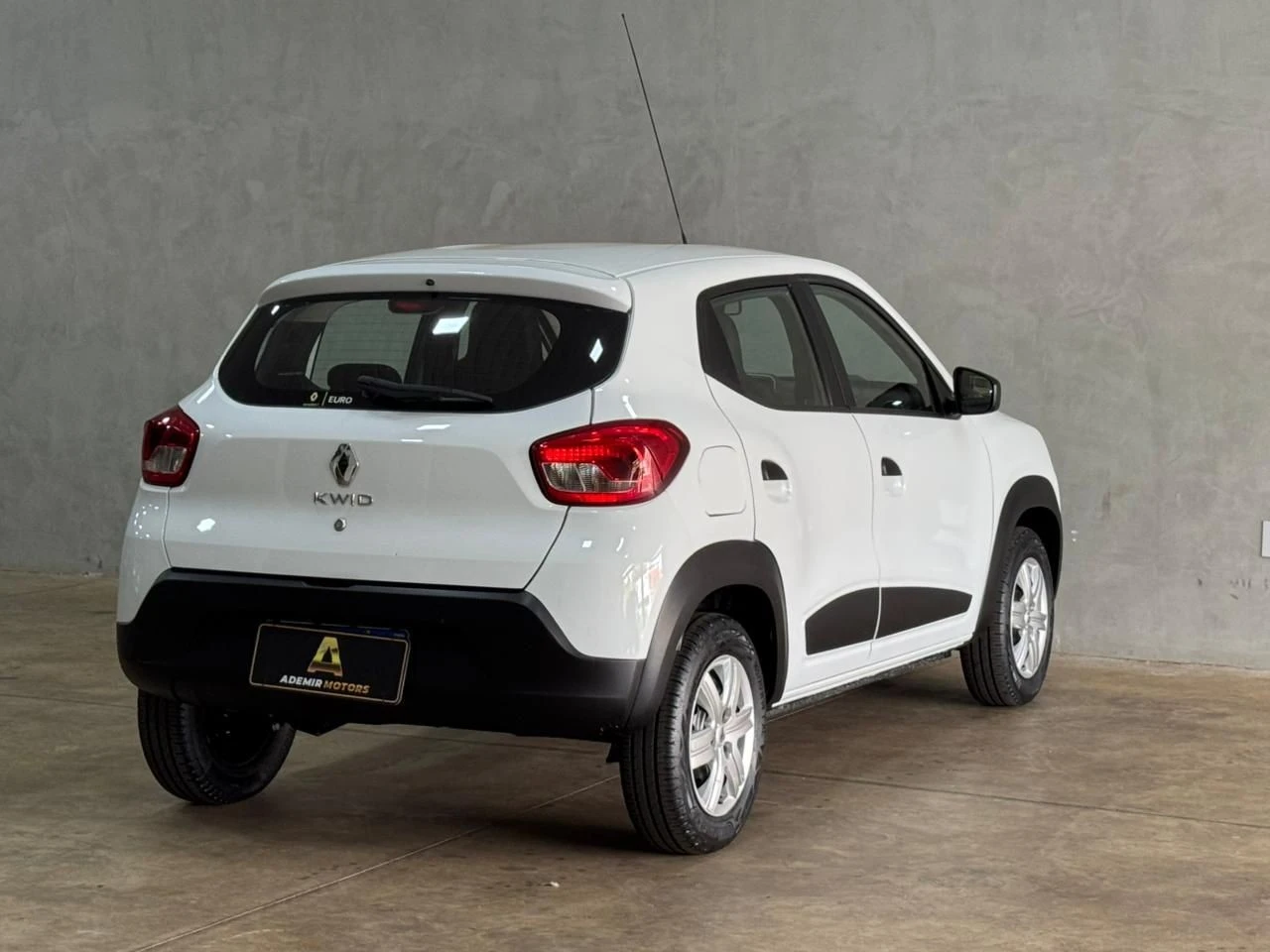 RENAULT KWID
