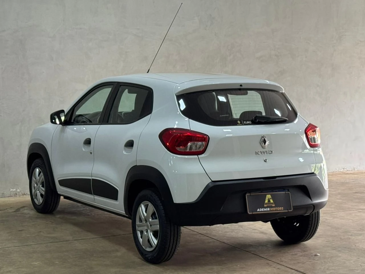 RENAULT KWID