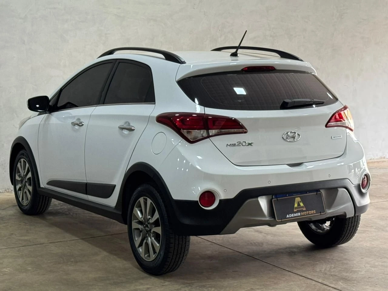 HYUNDAI HB20X