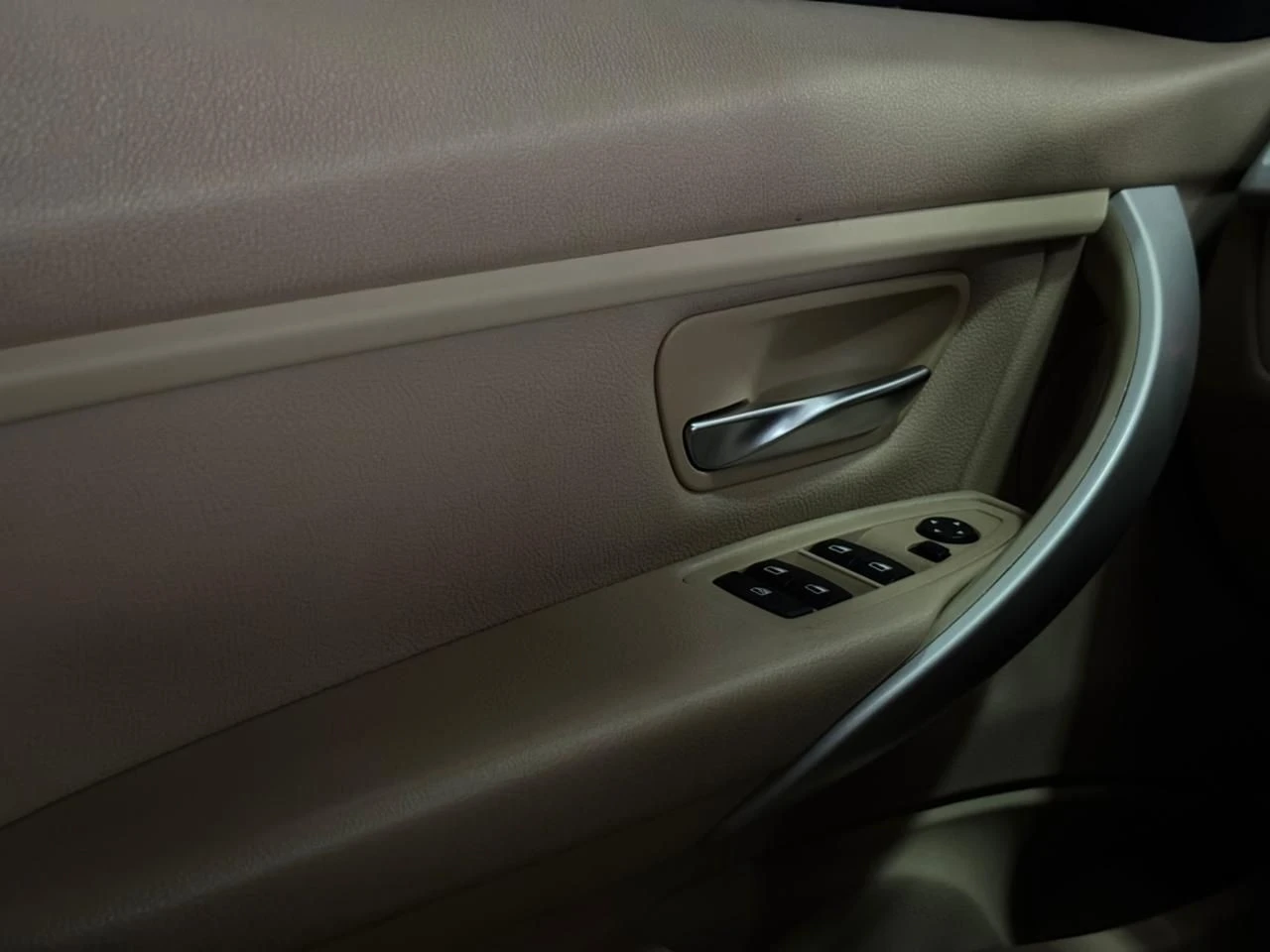 BMW 320I