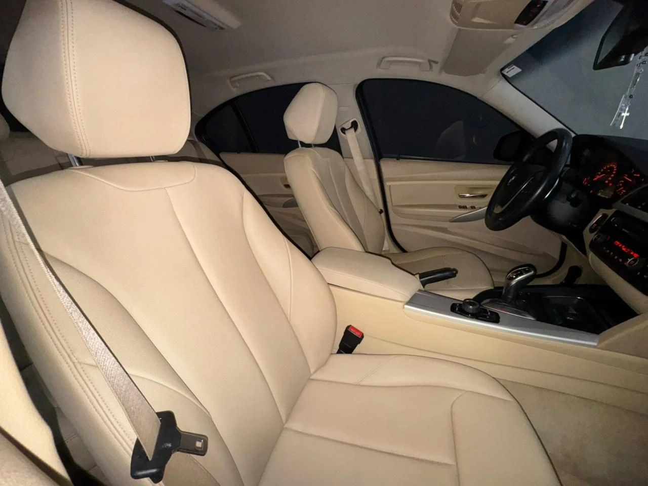 BMW 320I