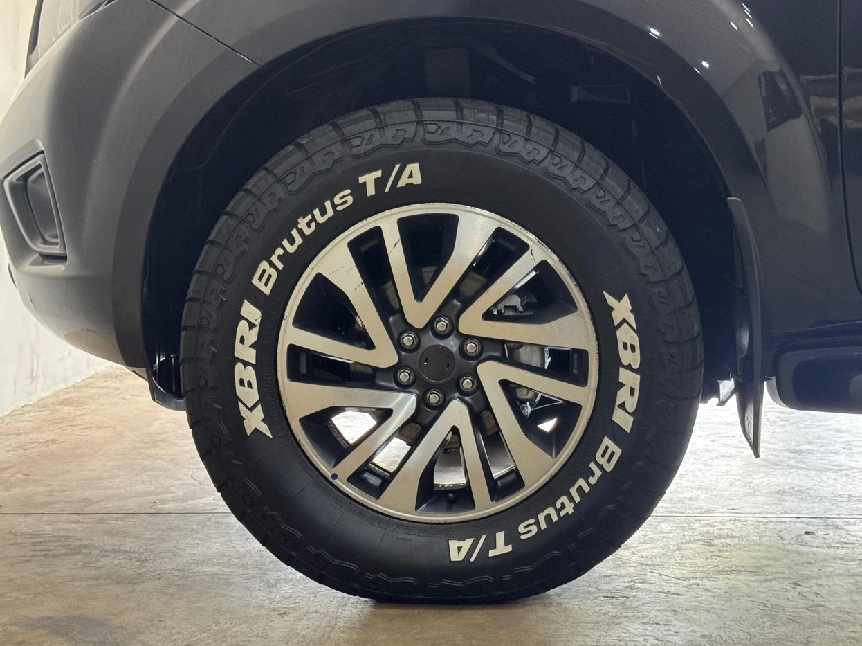 NISSAN FRONTIER