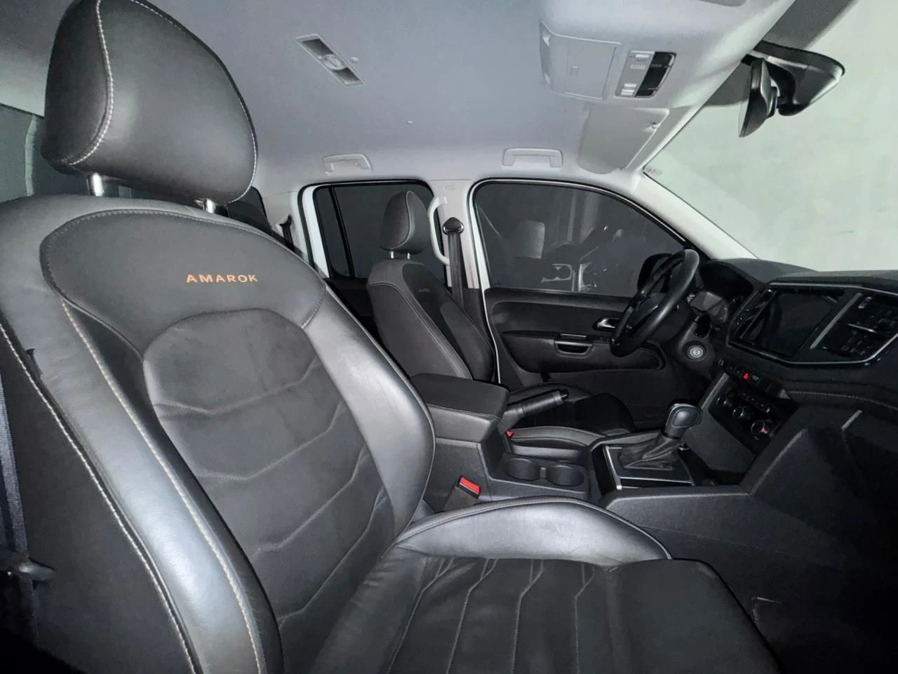 VOLKSWAGEN AMAROK