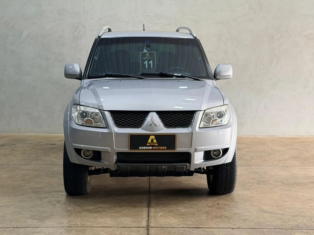 MITSUBISHI PAJERO TR4