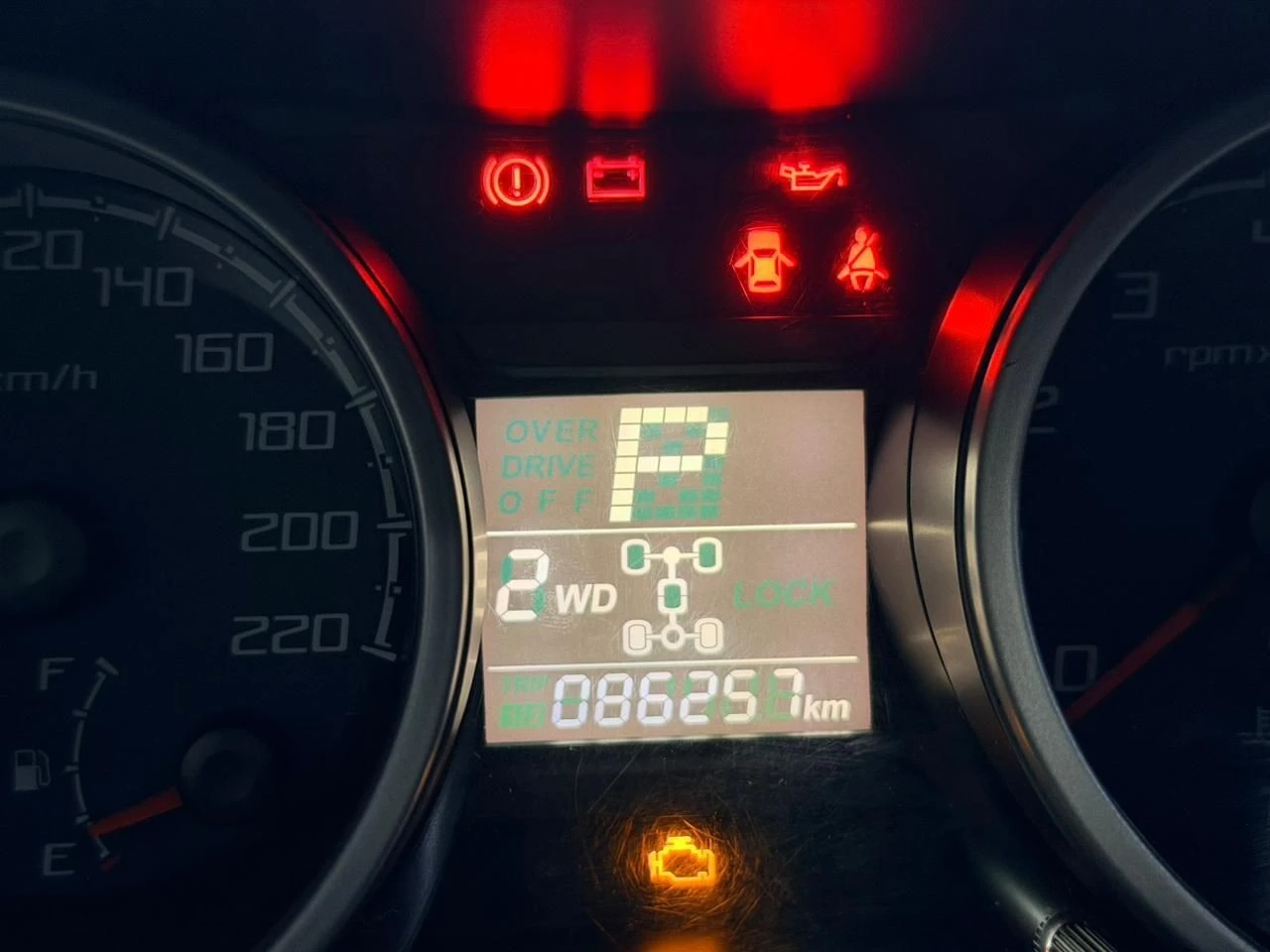 MITSUBISHI PAJERO TR4