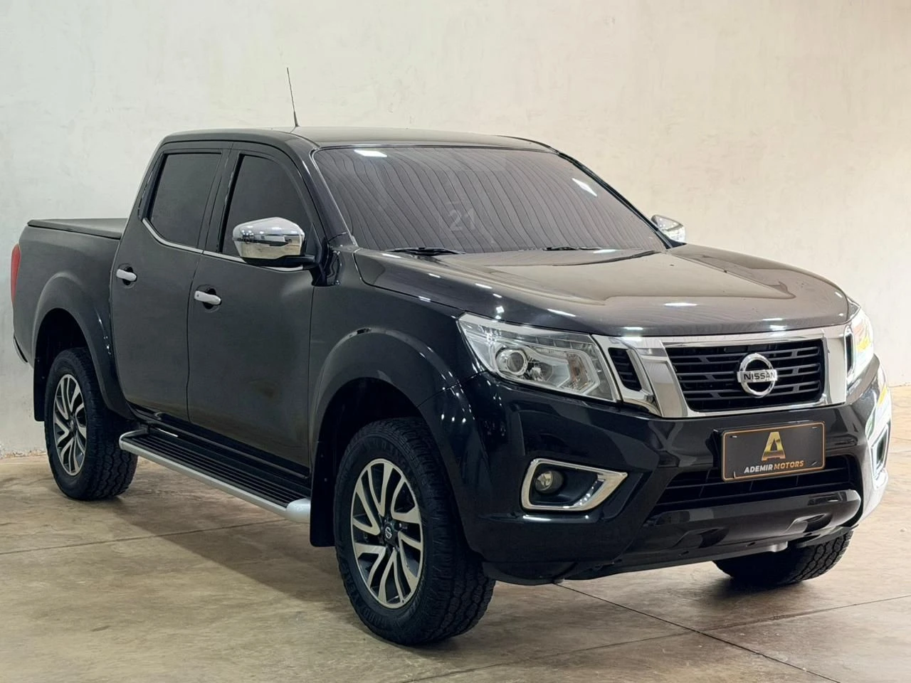 NISSAN FRONTIER