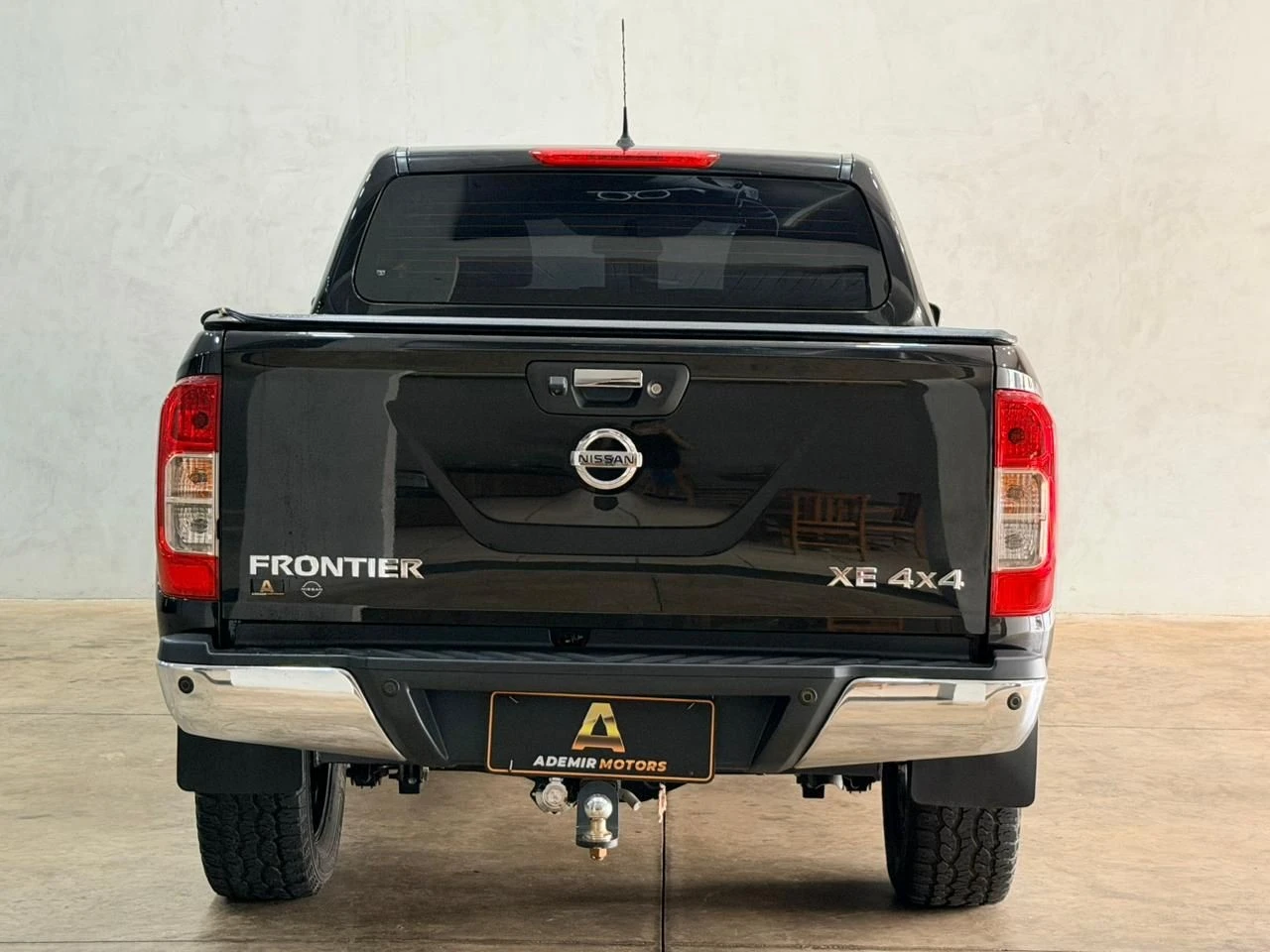 NISSAN FRONTIER