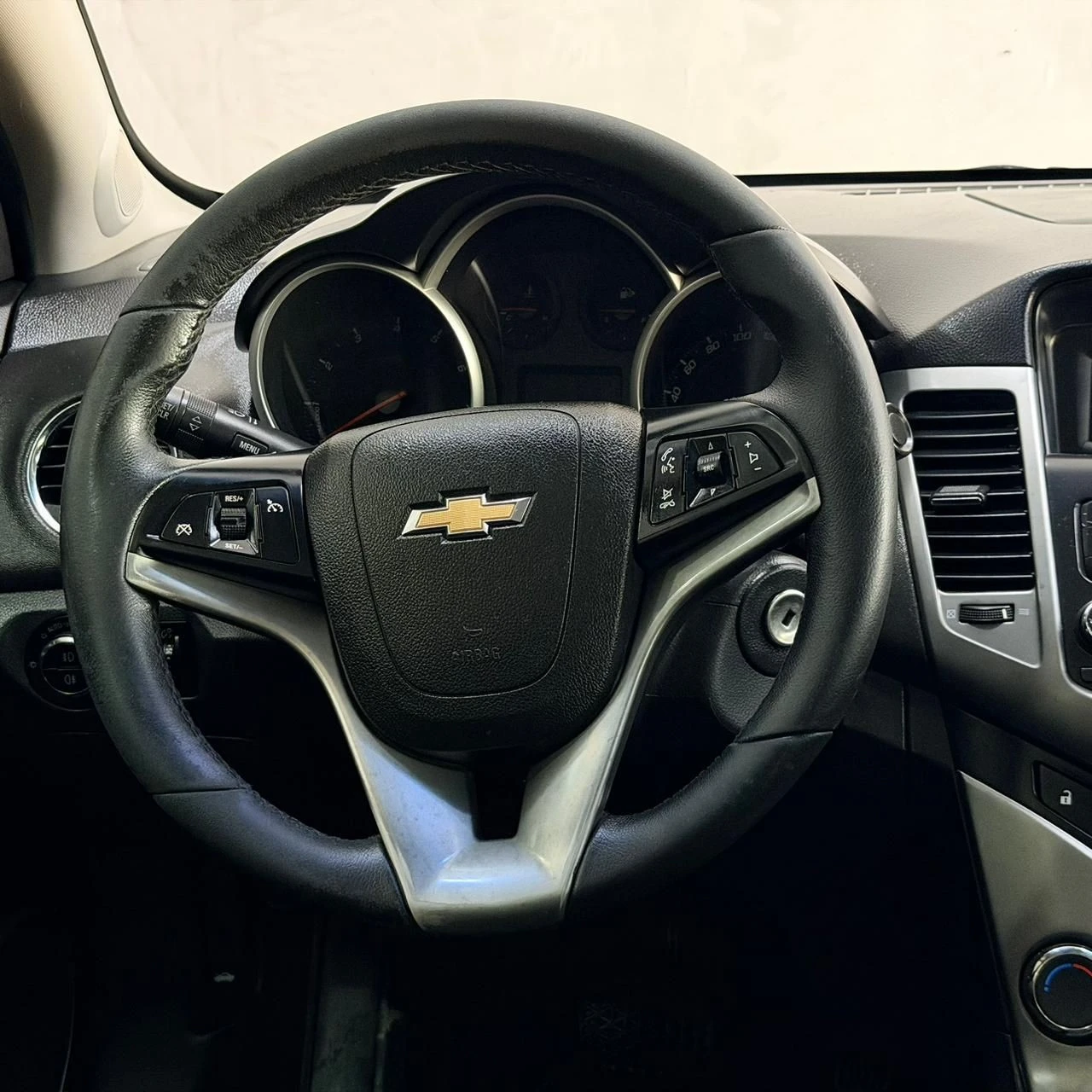 CHEVROLET CRUZE