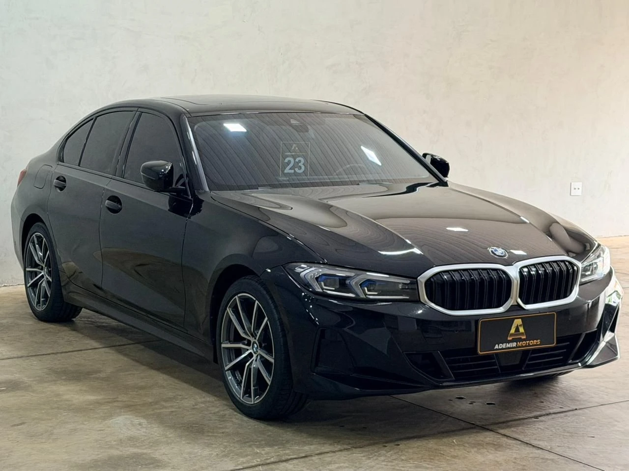 BMW 320i