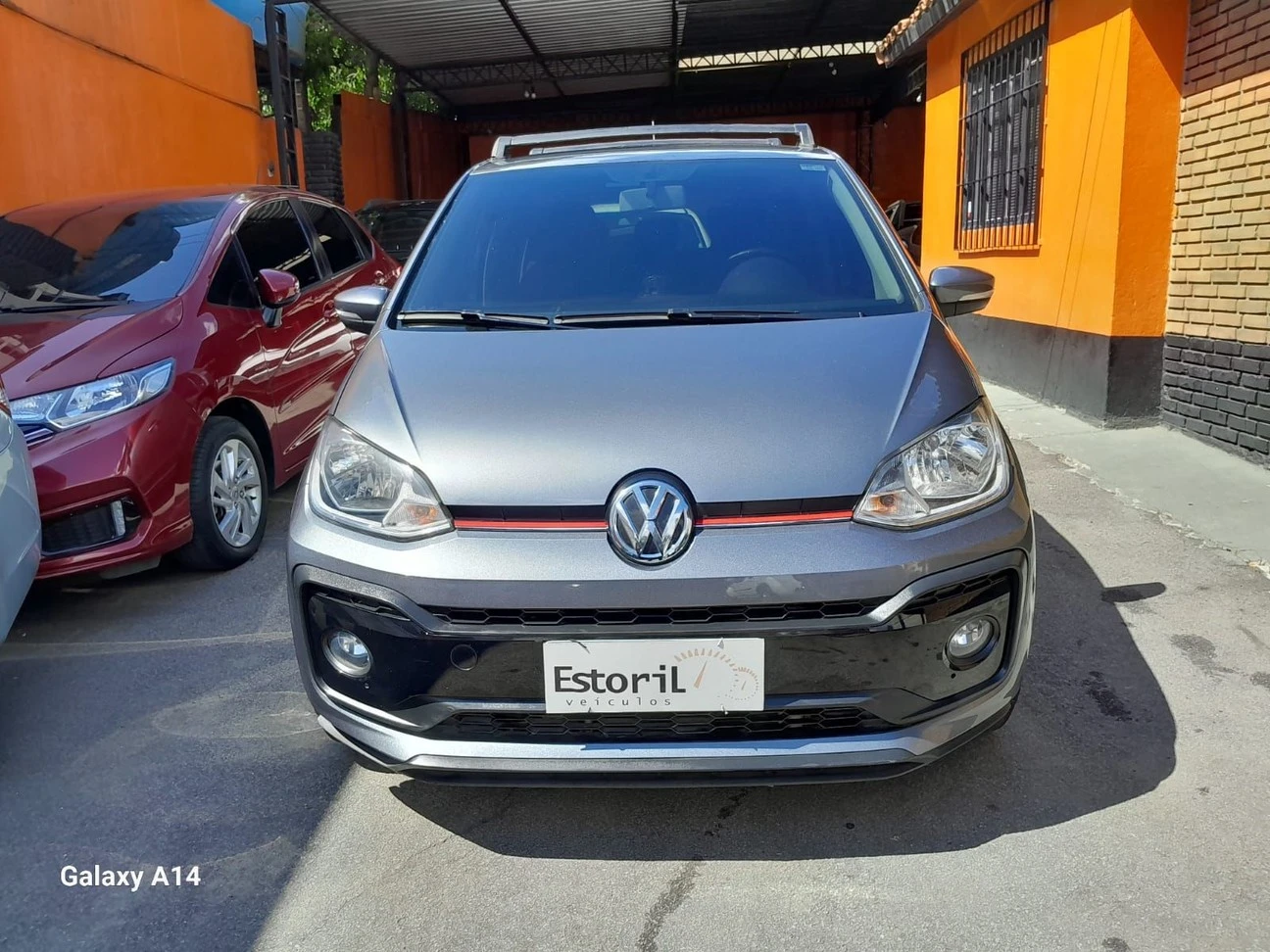 VOLKSWAGEN UP