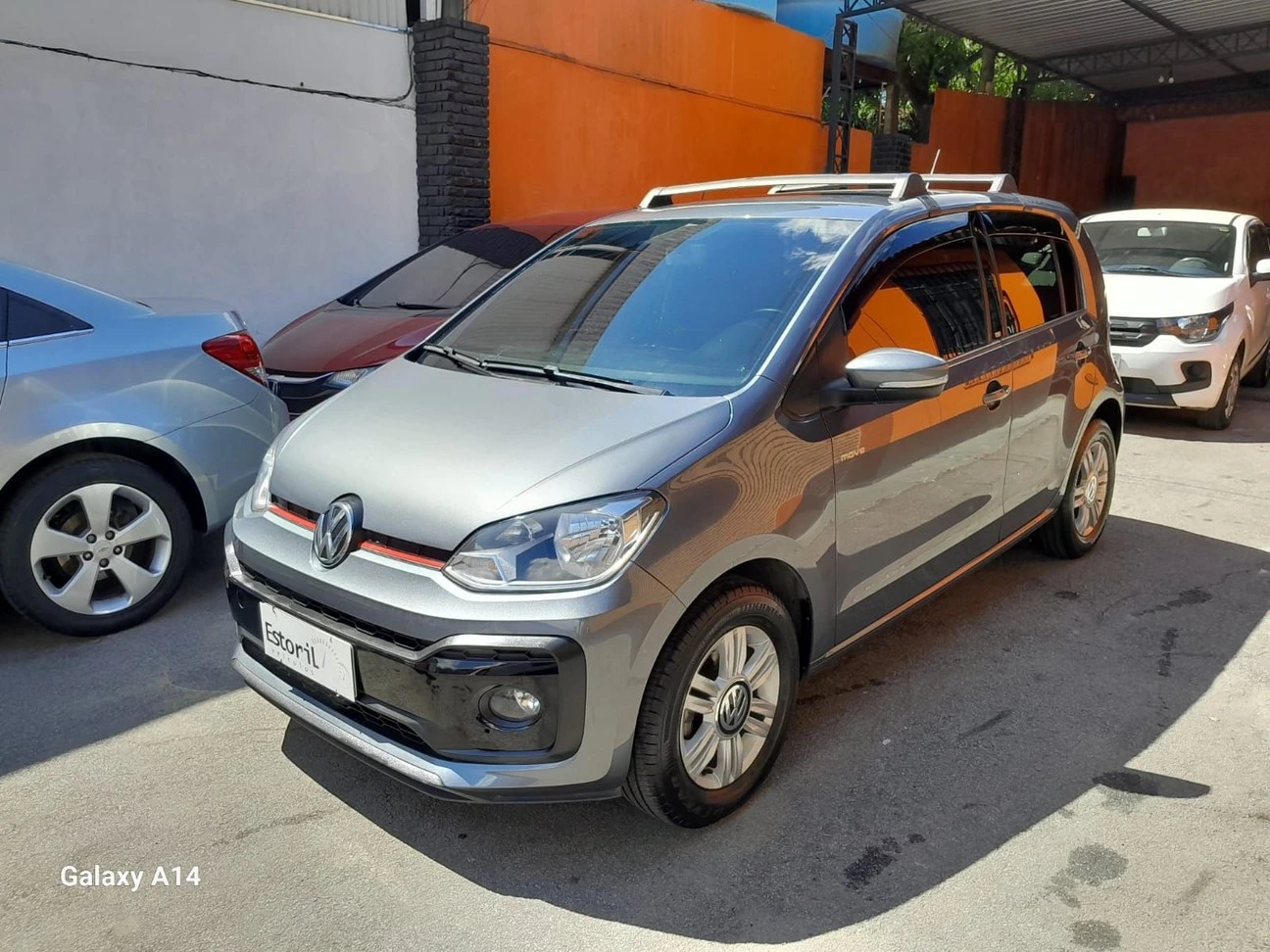 VOLKSWAGEN UP