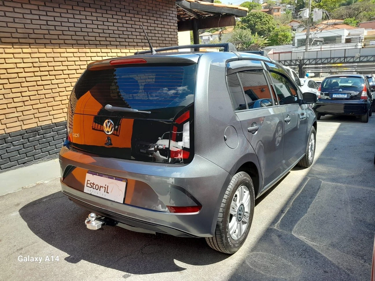 VOLKSWAGEN UP