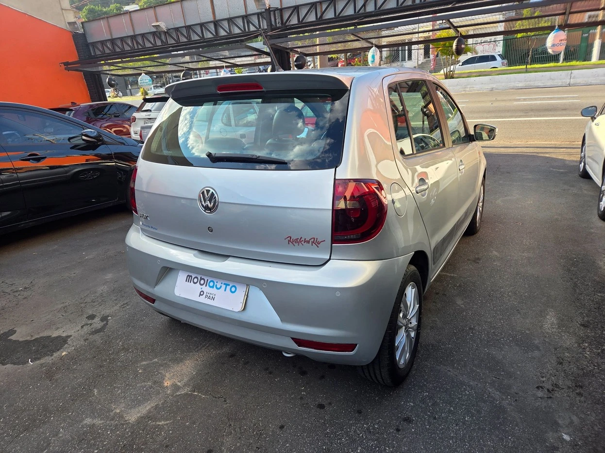 VOLKSWAGEN FOX