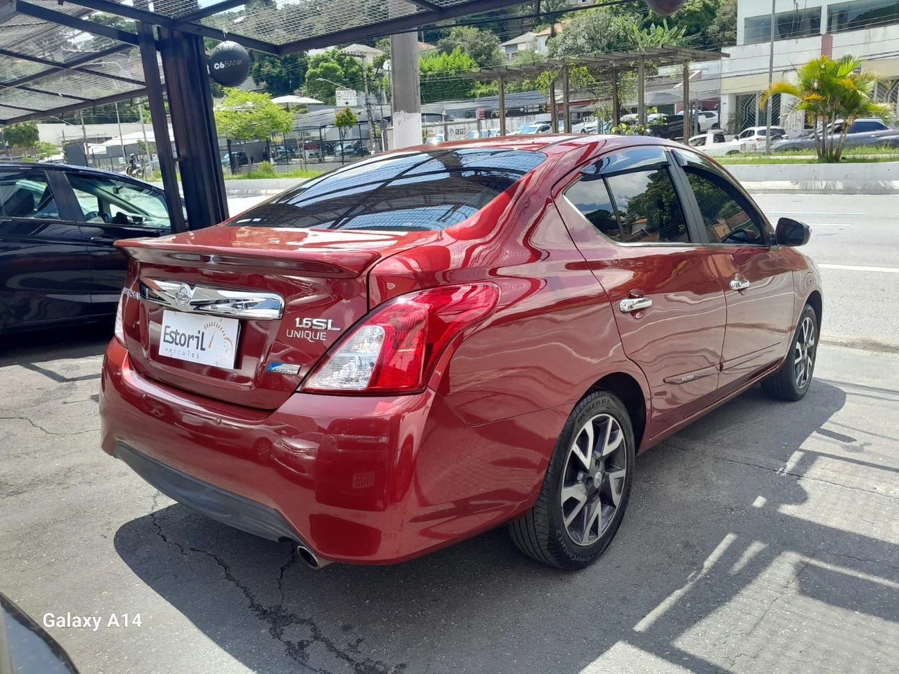 NISSAN VERSA
